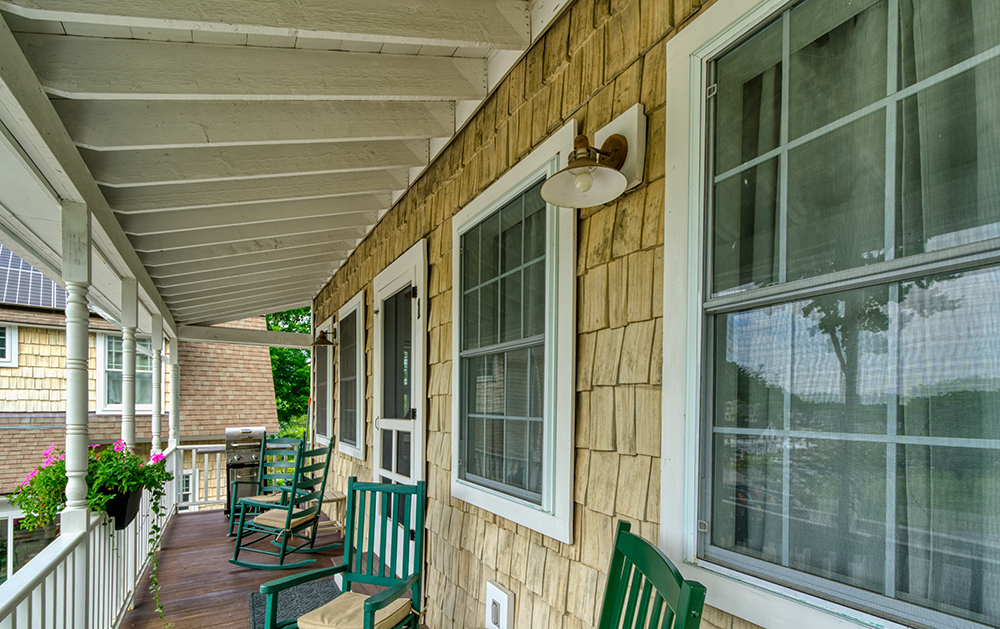 Cottage 1 Front Porch